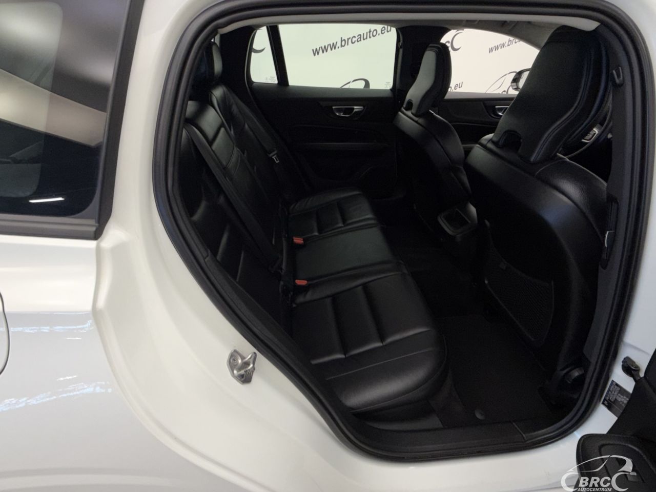 Volvo V60 | 9