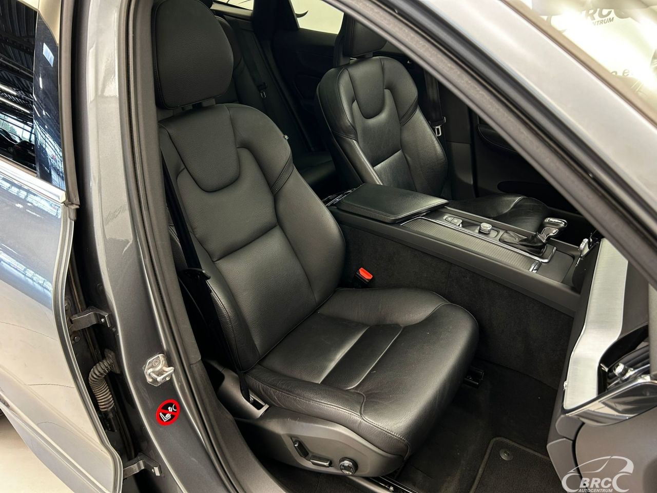 Volvo XC60 | 6