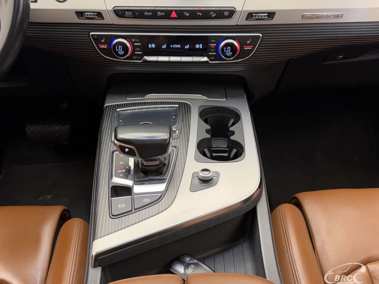 Audi Q7 | 19