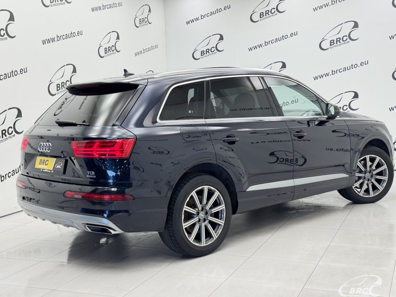 Audi Q7 | 1