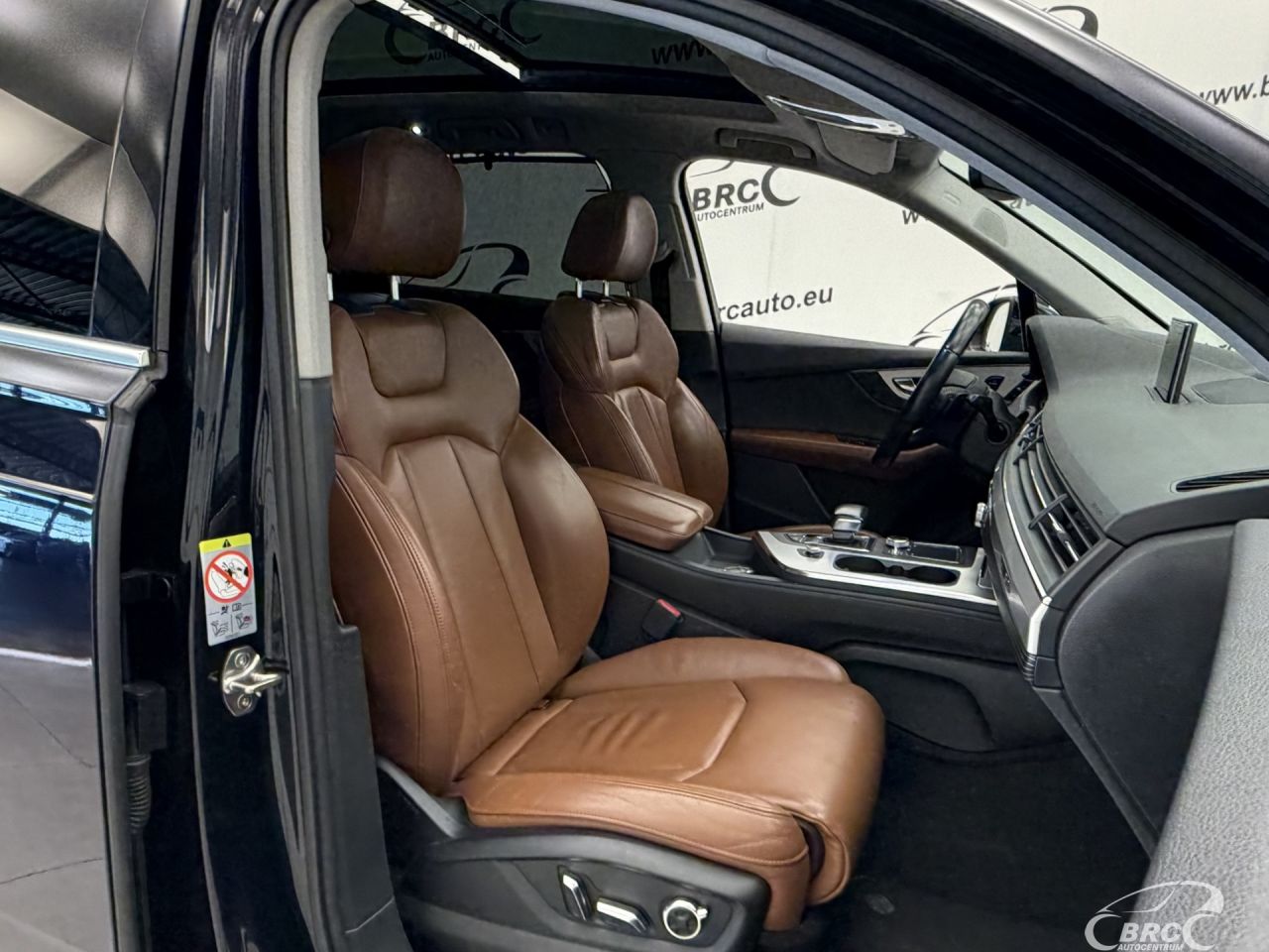 Audi Q7 | 6