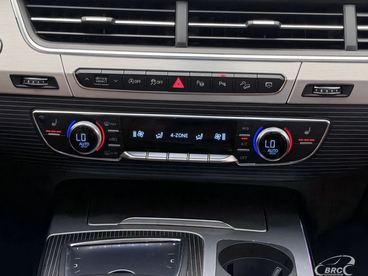Audi Q7 | 18