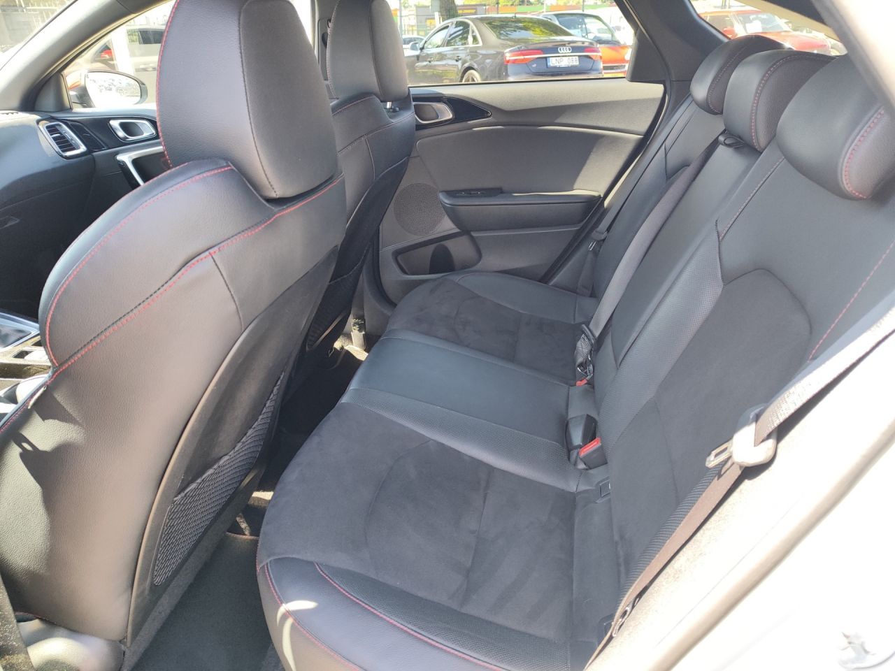 Kia Pro Cee'd | 16