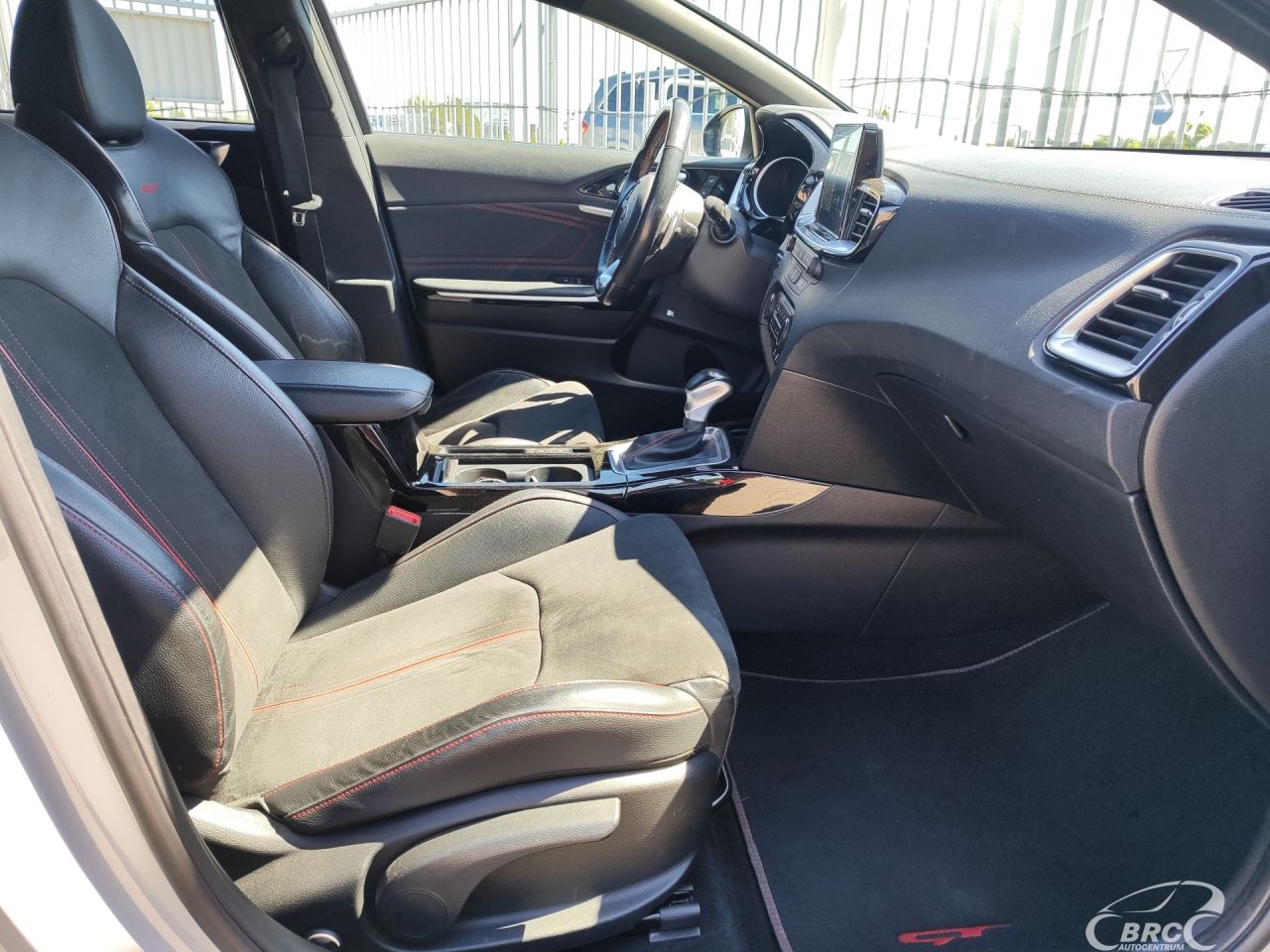 Kia Pro Cee'd | 6