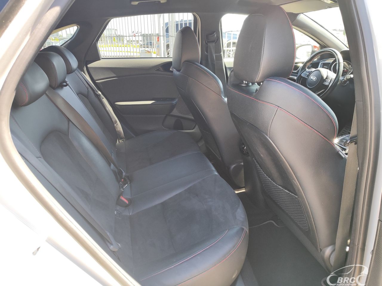 Kia Pro Cee'd | 10