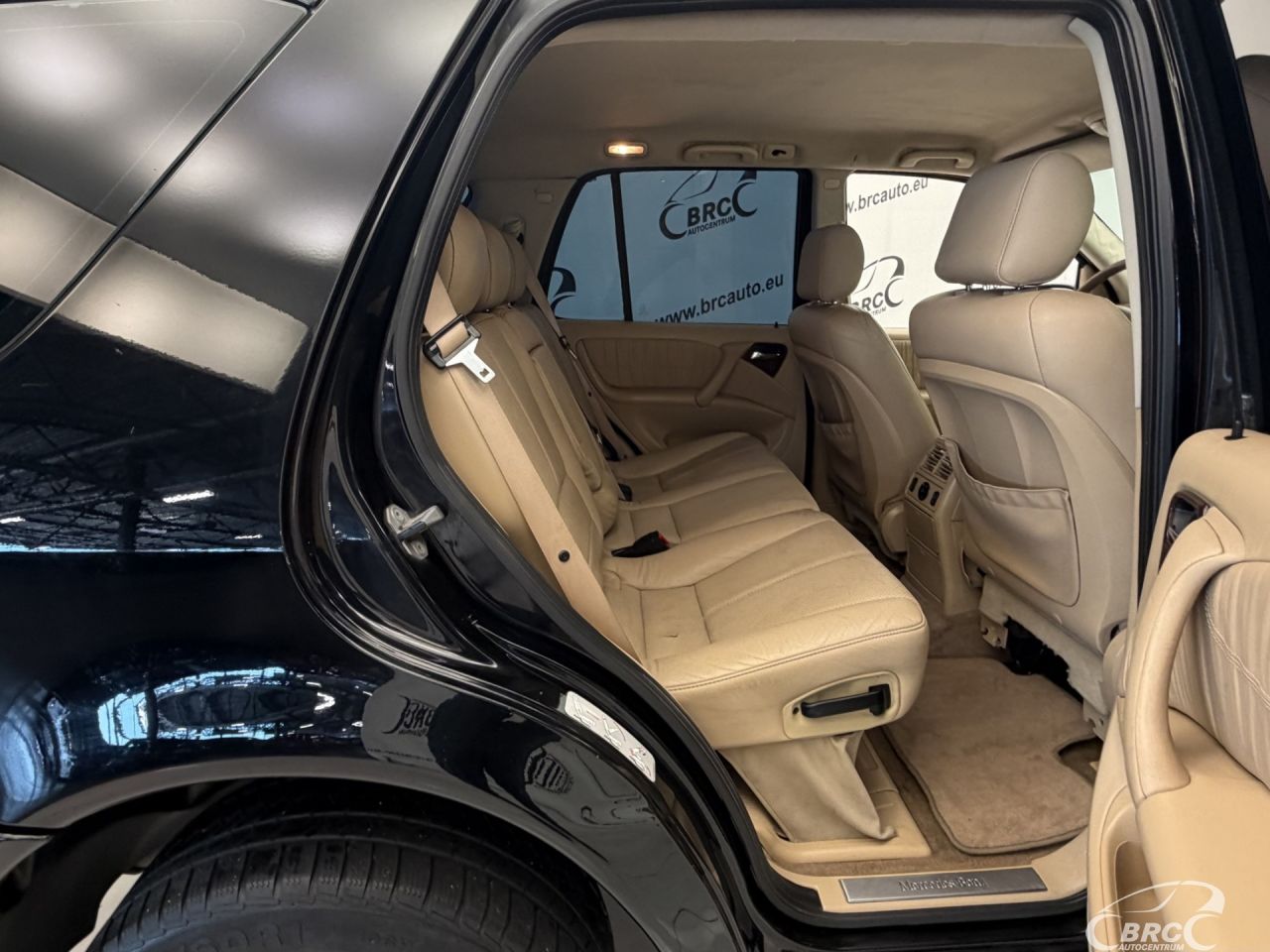 Mercedes-Benz ML270 | 8