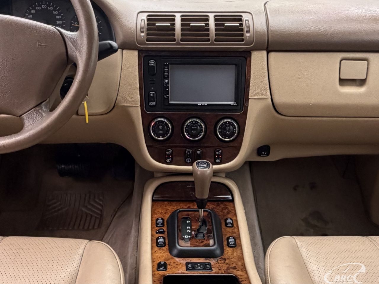 Mercedes-Benz ML270 | 14