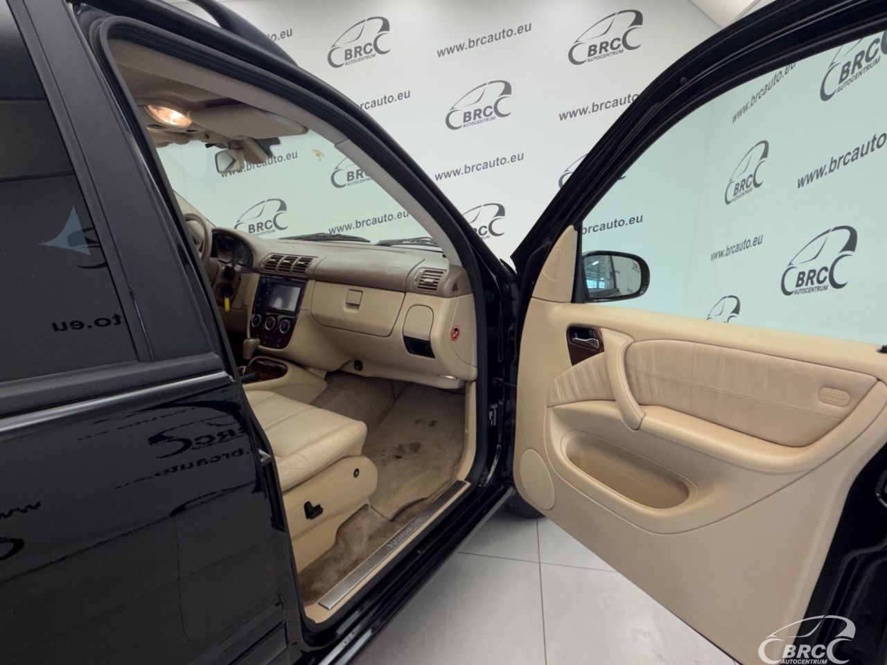 Mercedes-Benz ML270 | 7