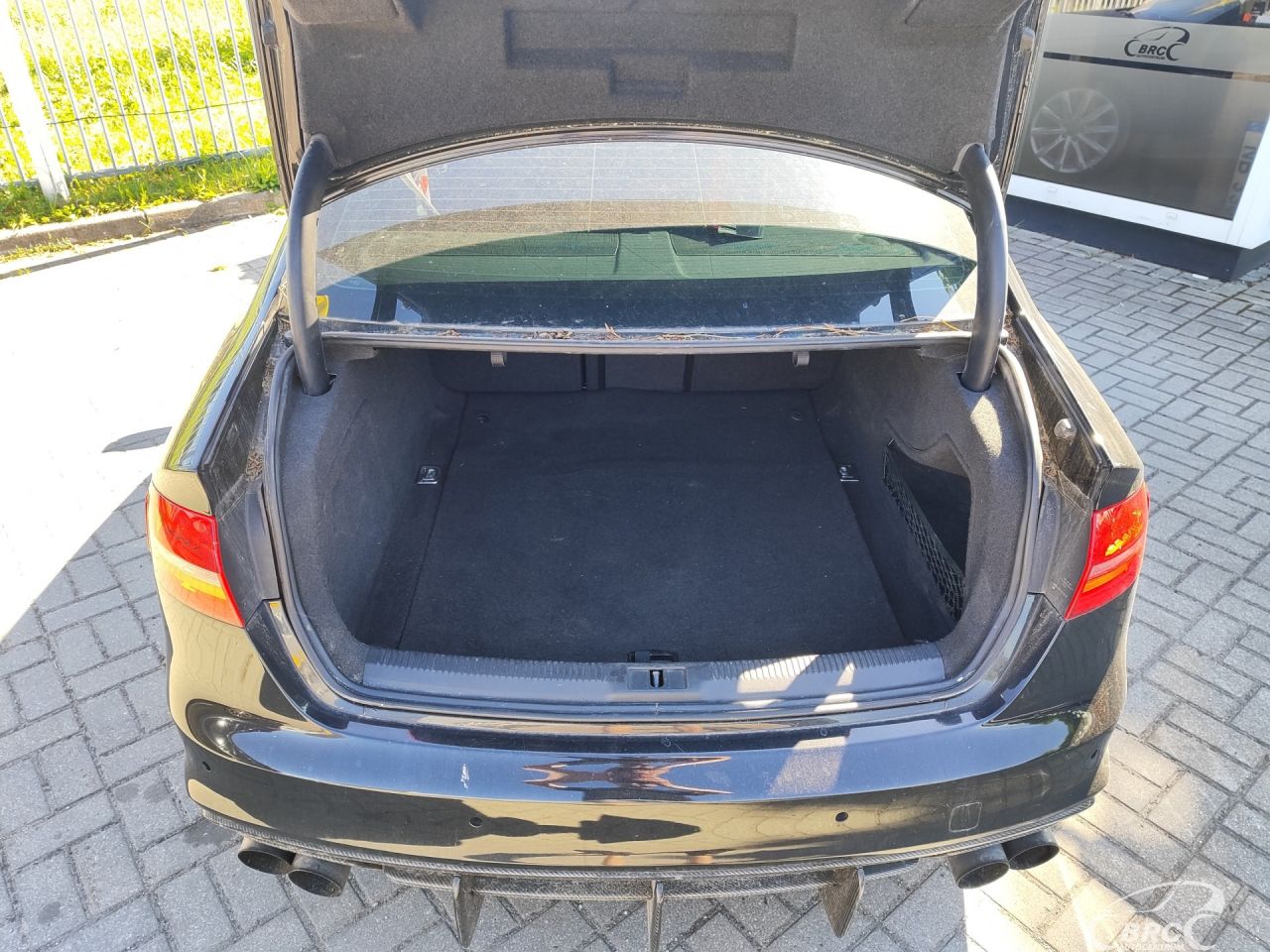 Audi S4 | 11