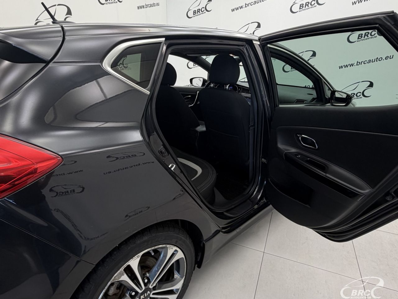 Kia Cee'd | 11