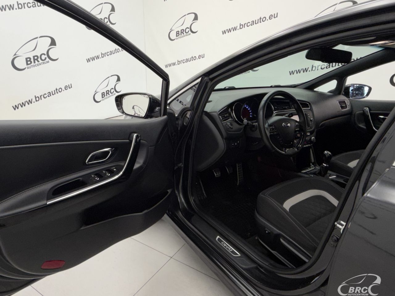 Kia Cee'd | 19
