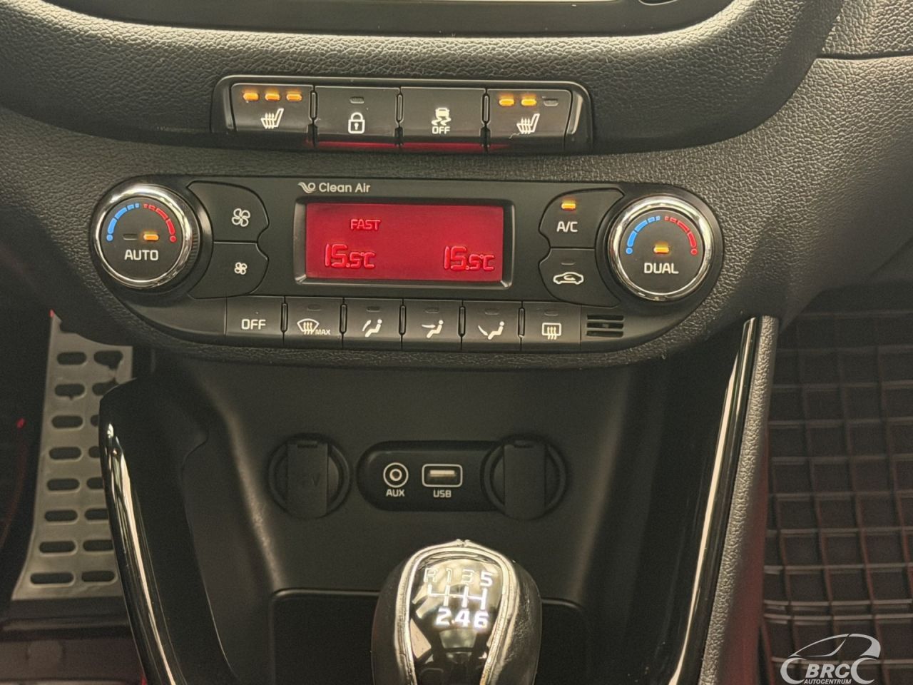 Kia Cee'd | 16