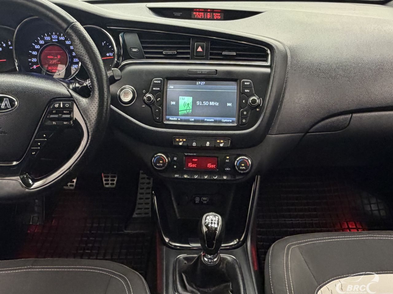 Kia Cee'd | 13