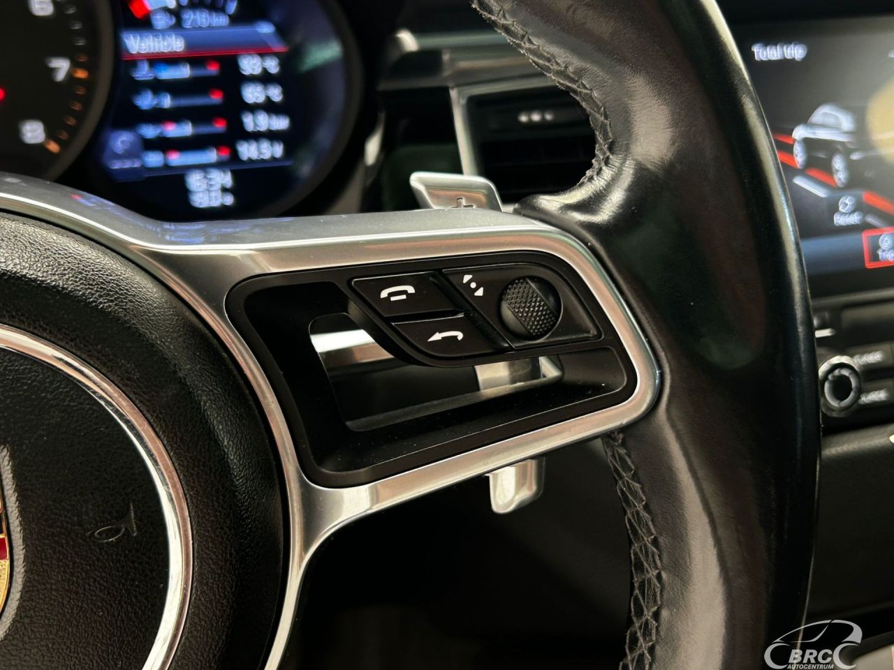 Porsche Macan | 12