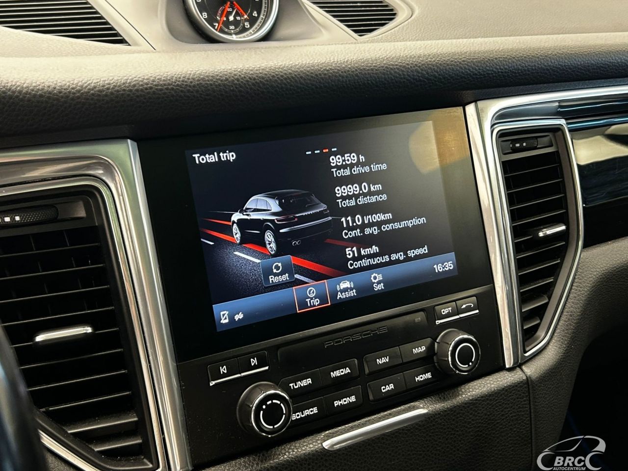Porsche Macan | 15