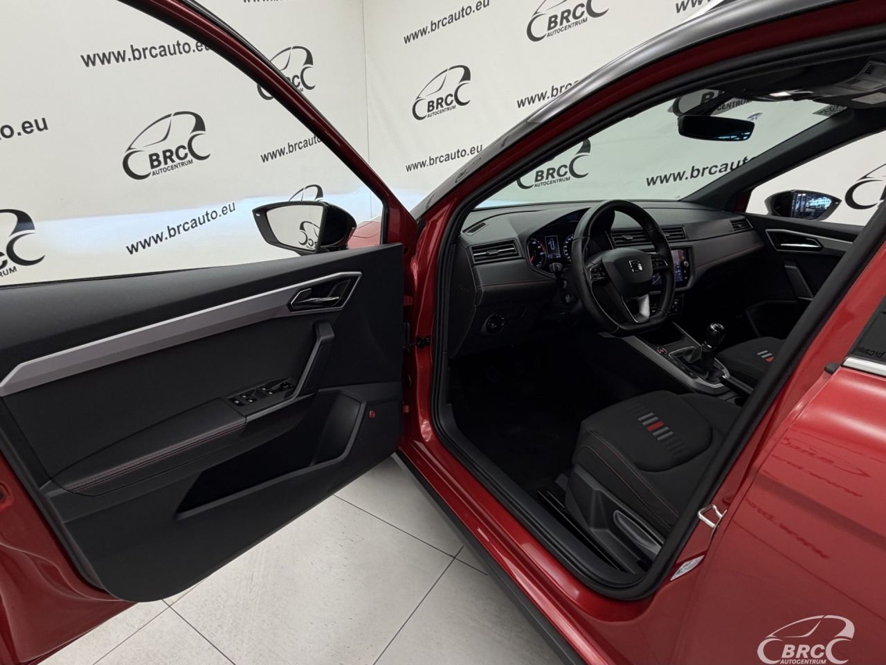 Seat Arona | 17