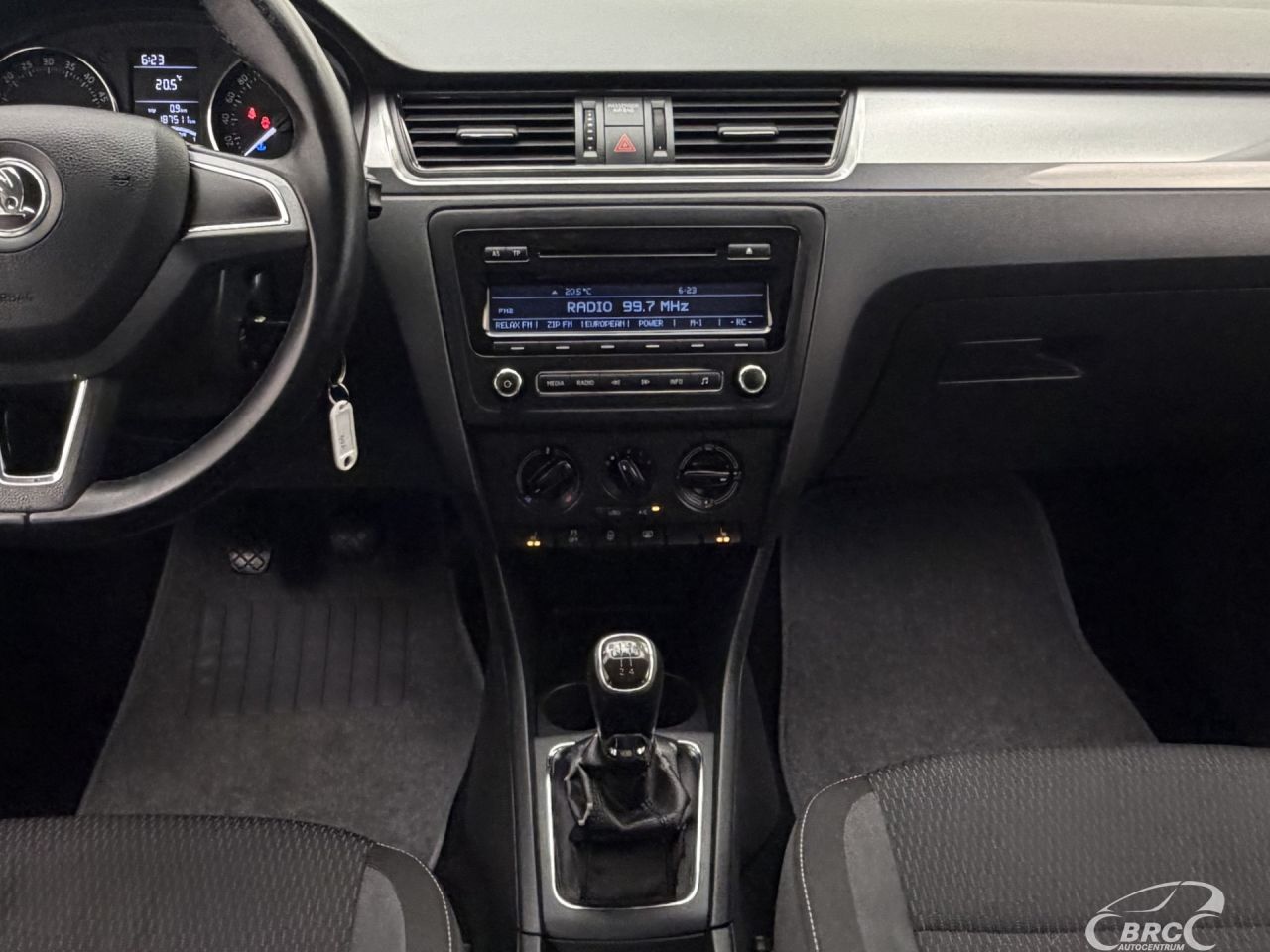 Skoda Rapid | 13