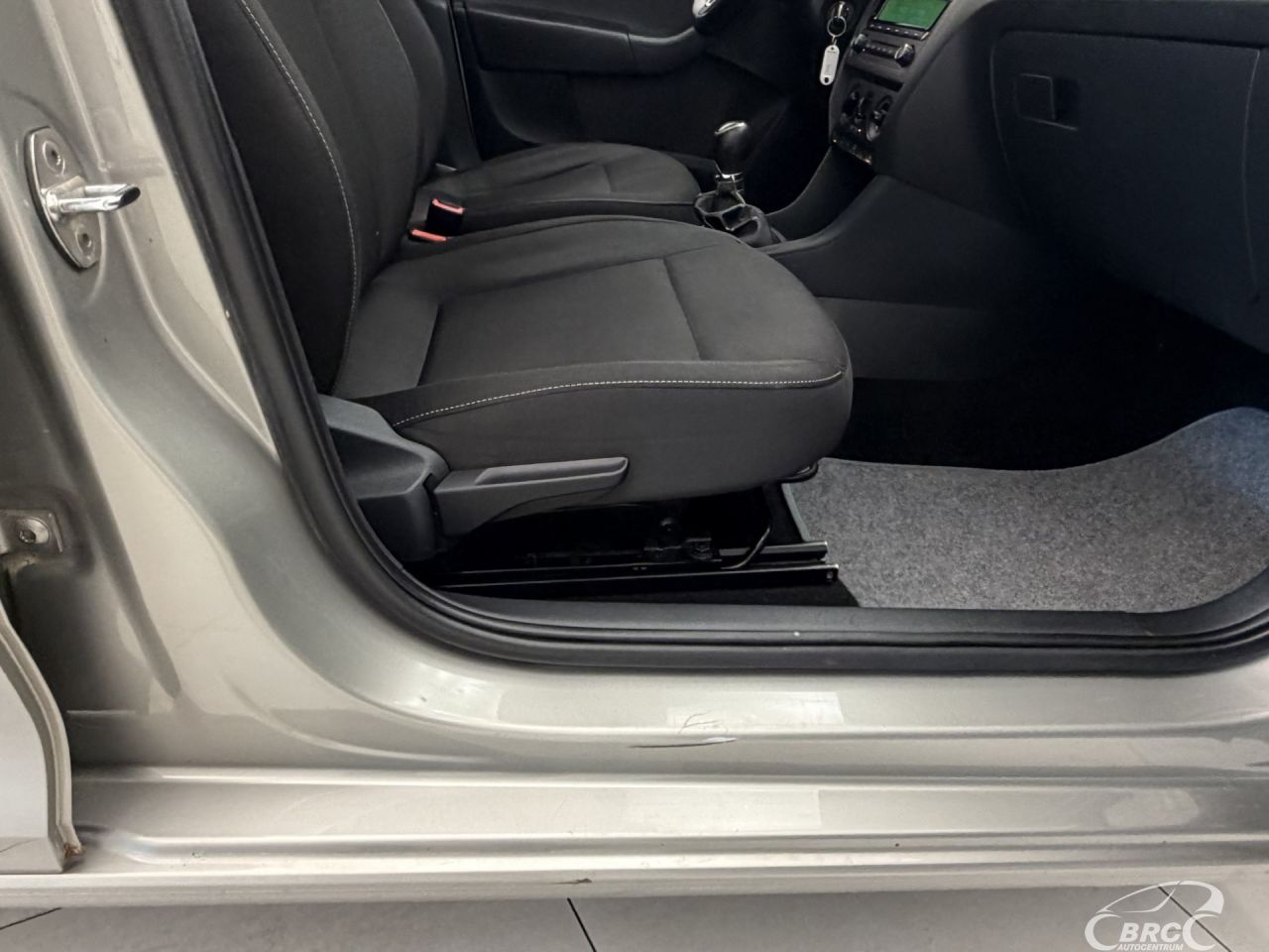 Skoda Rapid | 5