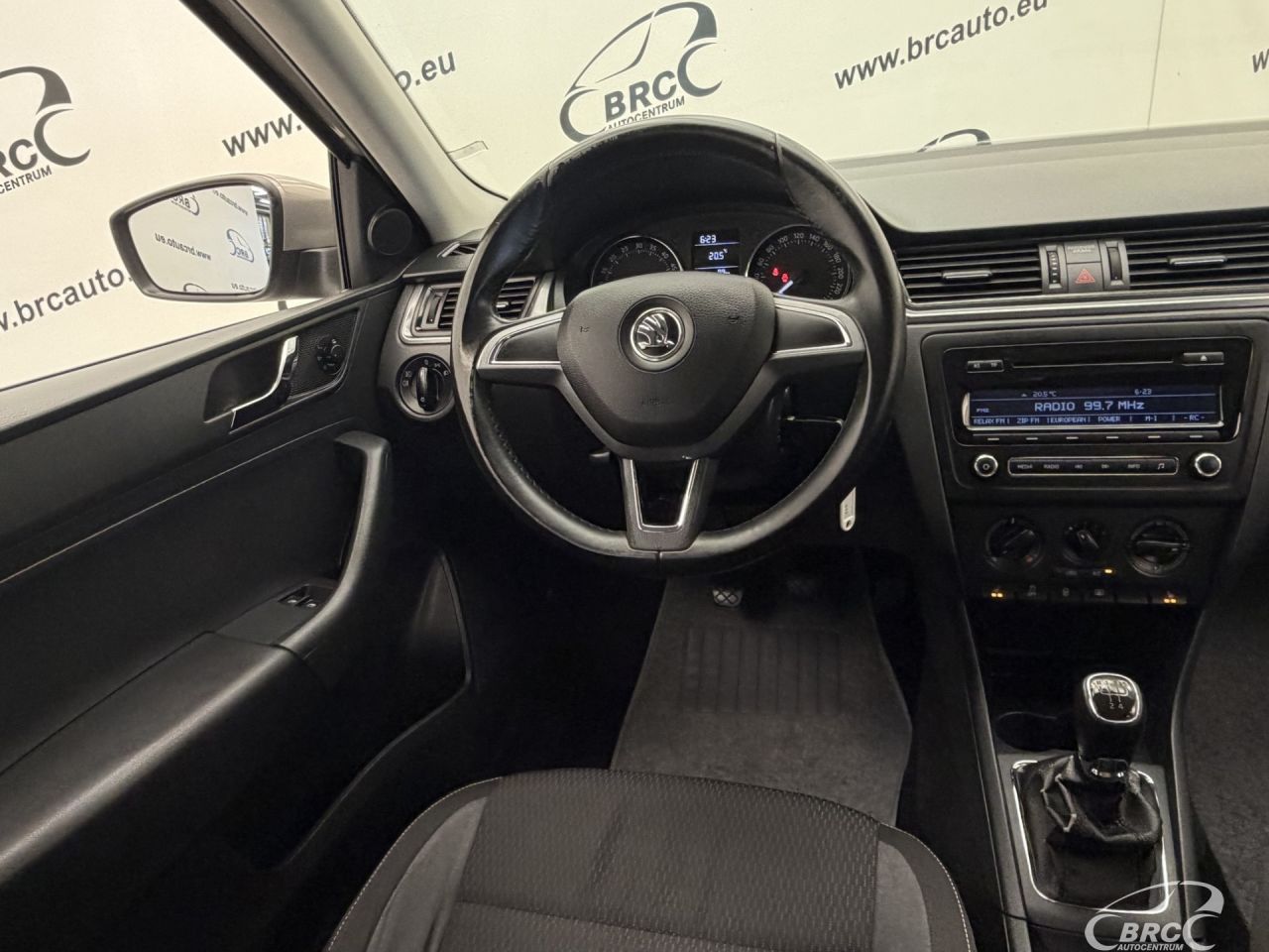 Skoda Rapid | 12