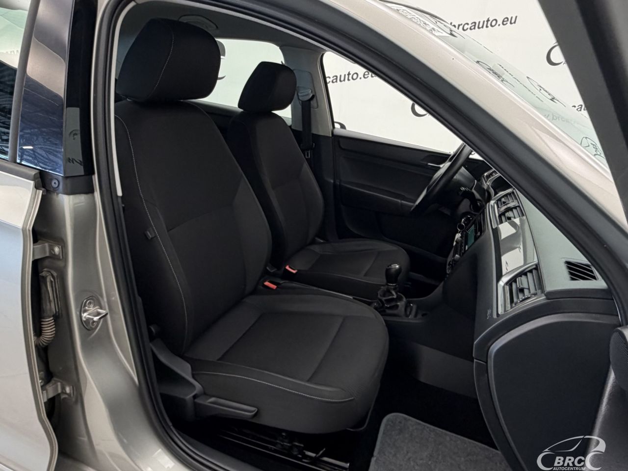 Skoda Rapid | 6