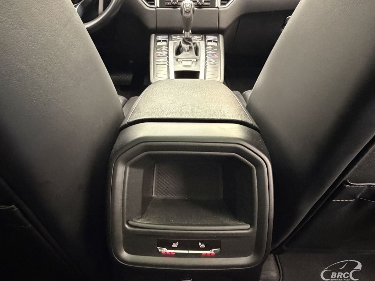 Porsche Macan | 12