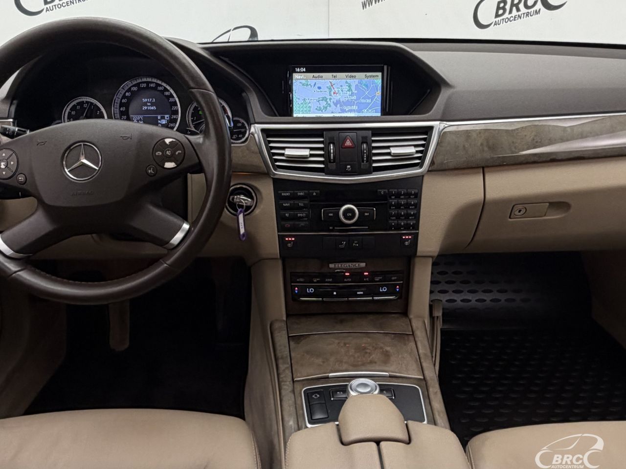 Mercedes-Benz E350 | 14