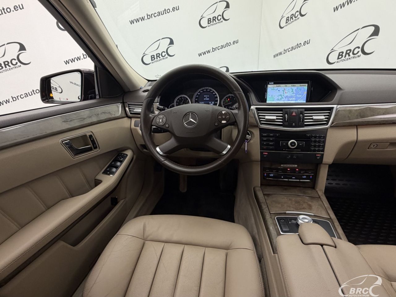 Mercedes-Benz E350 | 13