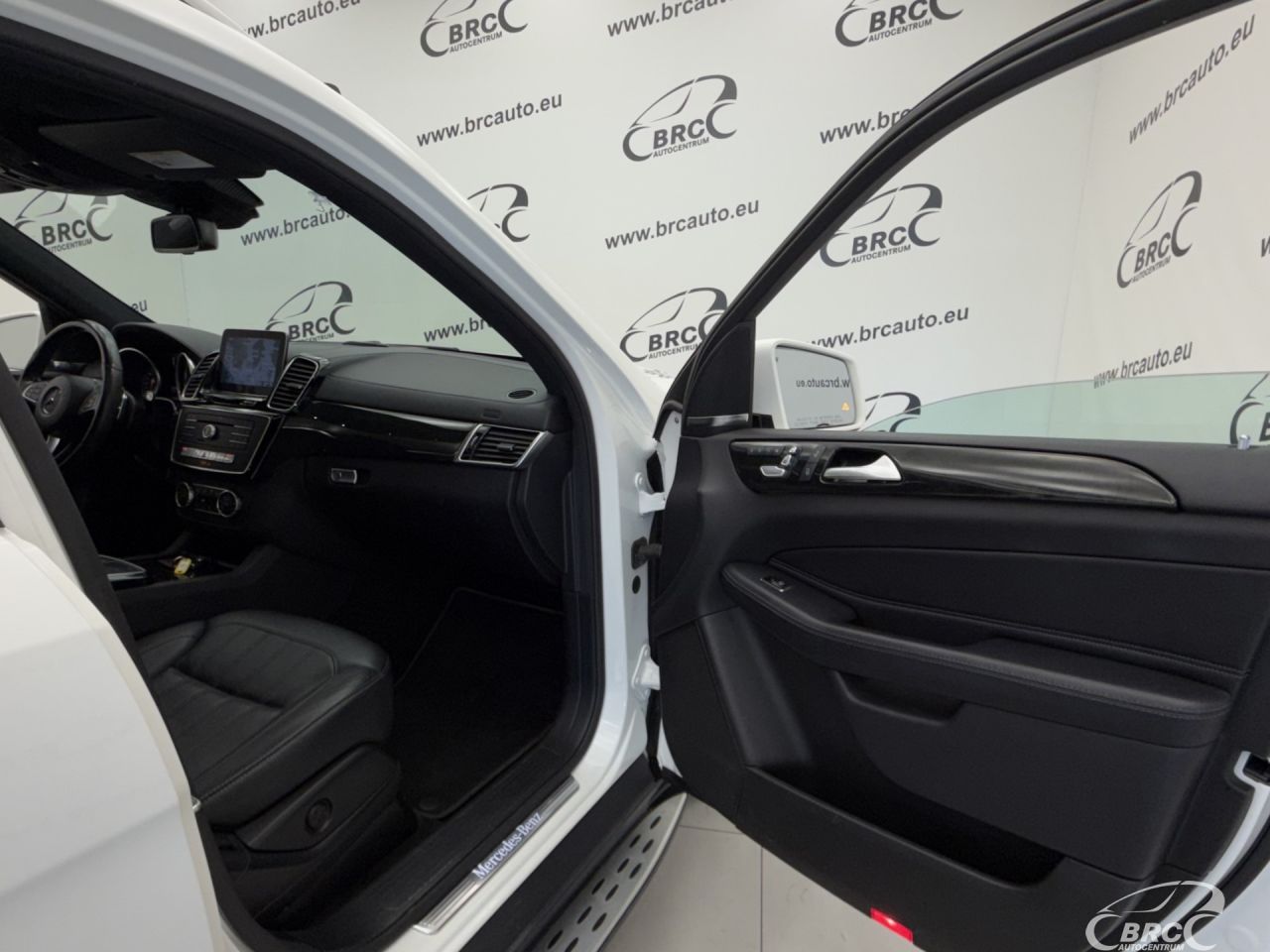 Mercedes-Benz GLS450 | 7