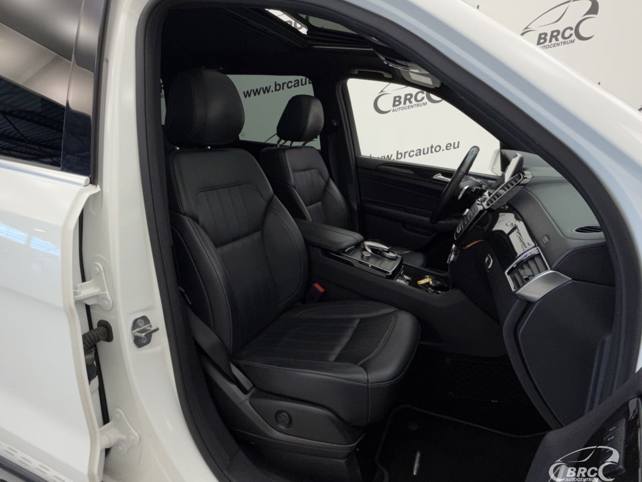 Mercedes-Benz GLS450 | 6