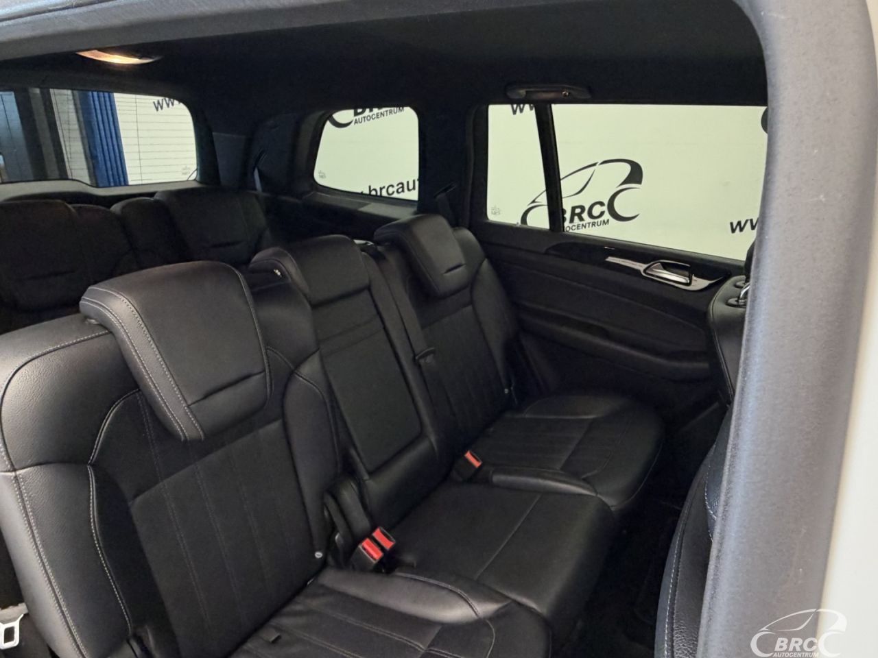 Mercedes-Benz GLS450 | 11