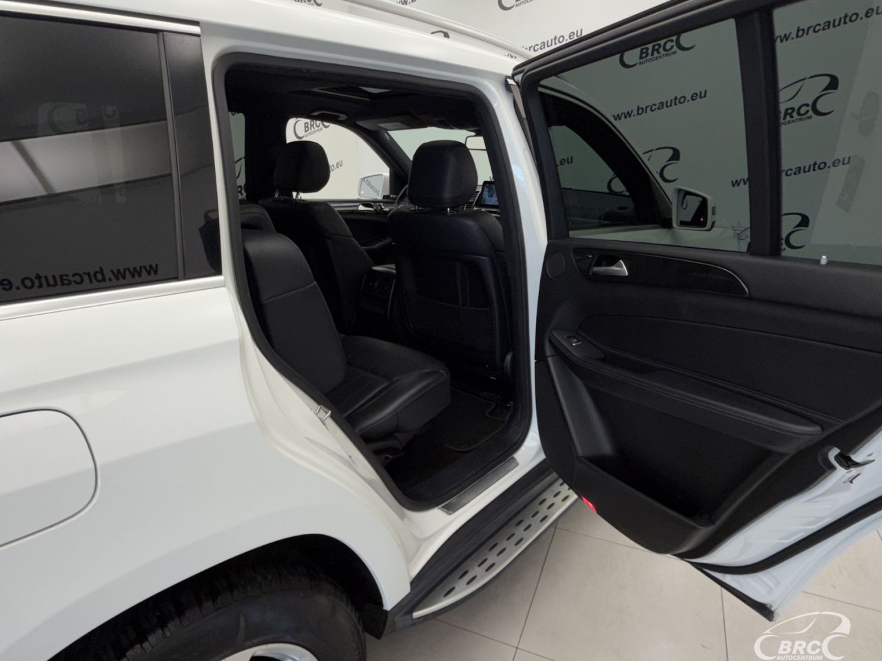 Mercedes-Benz GLS450 | 12