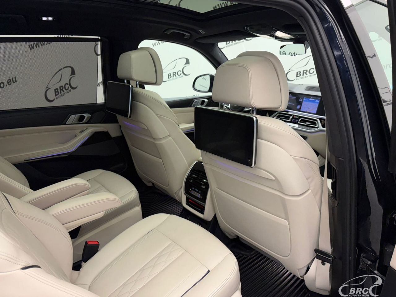 BMW X7 | 10