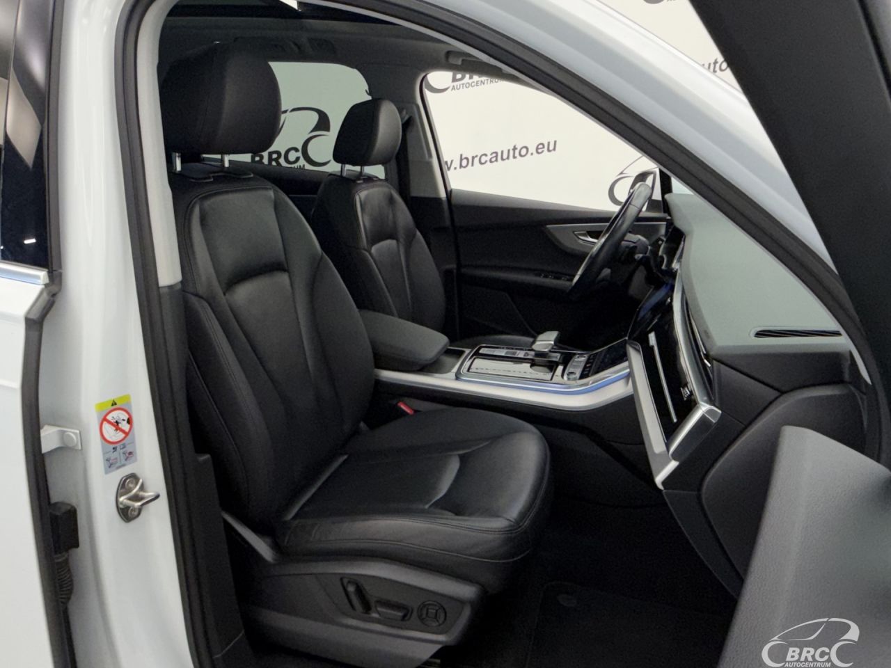 Audi Q7 | 6