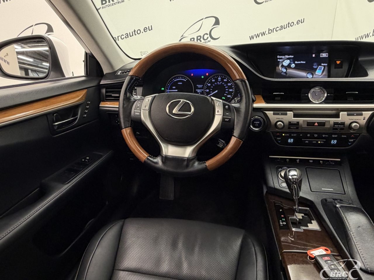 Lexus ES 300h | 12