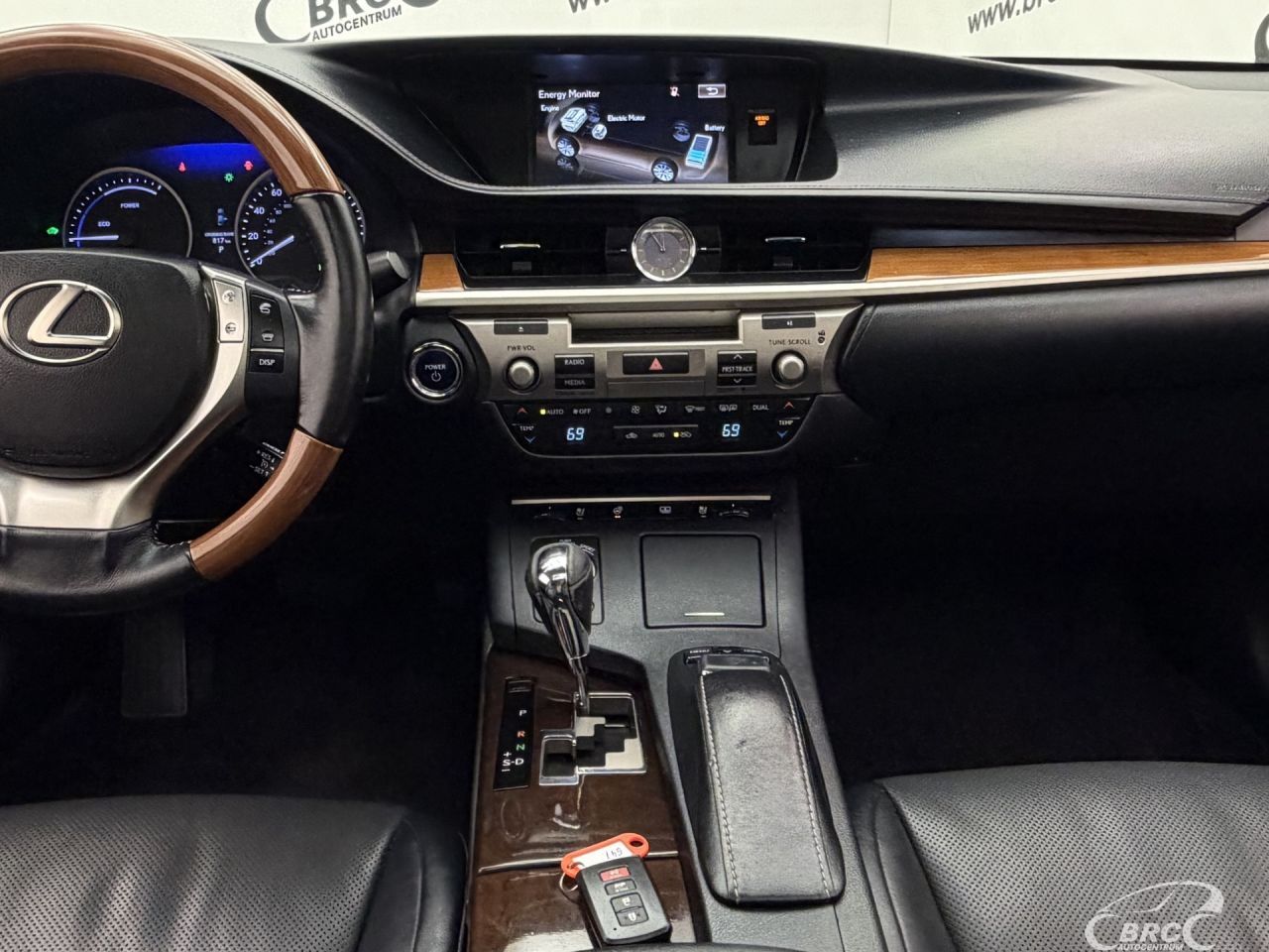 Lexus ES 300h | 14