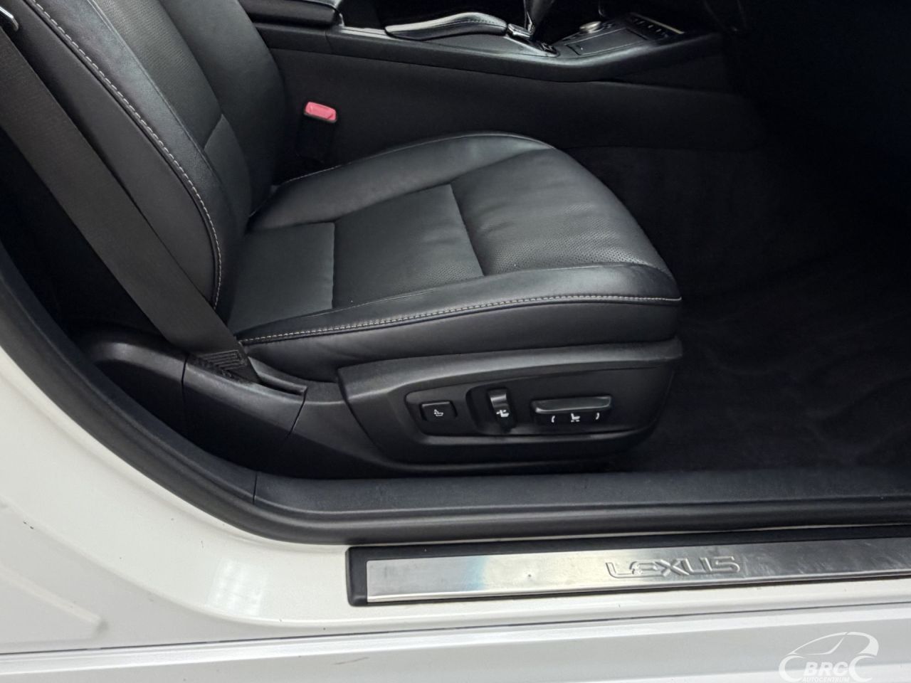 Lexus ES 300h | 5