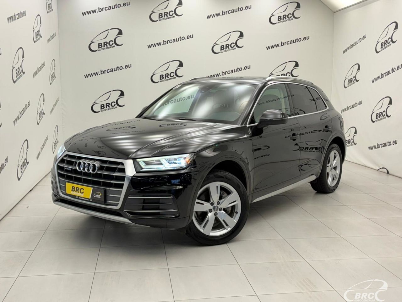 Audi Q5 | 0