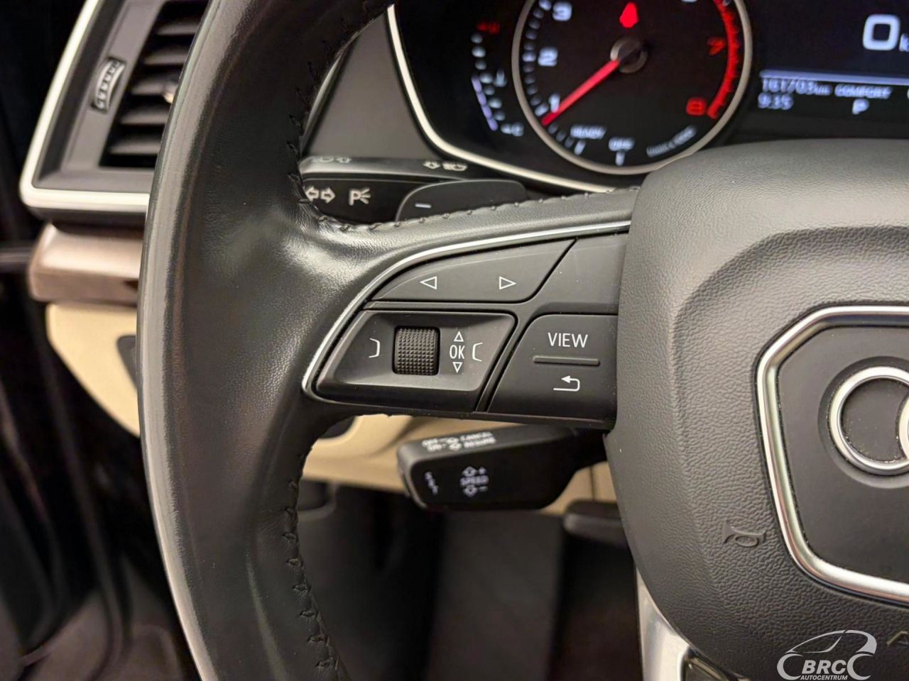 Audi Q5 | 12