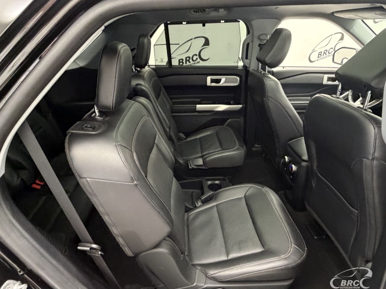 Ford Explorer | 11