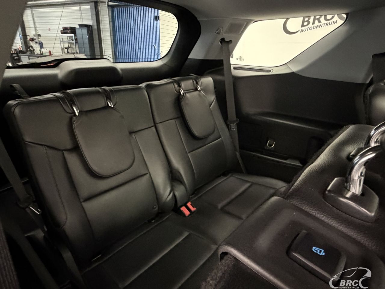 Ford Explorer | 15