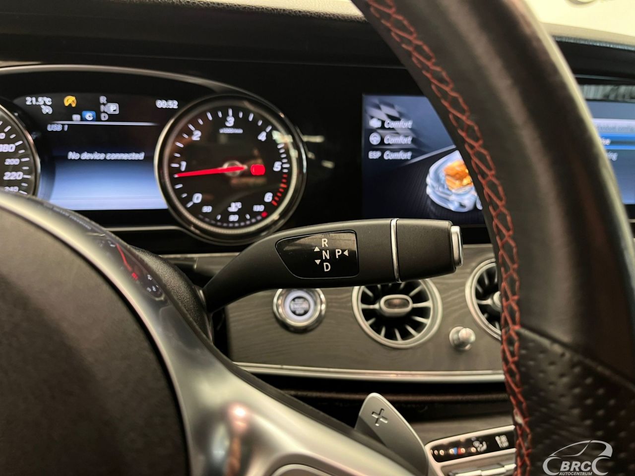 Mercedes-Benz E200 | 15
