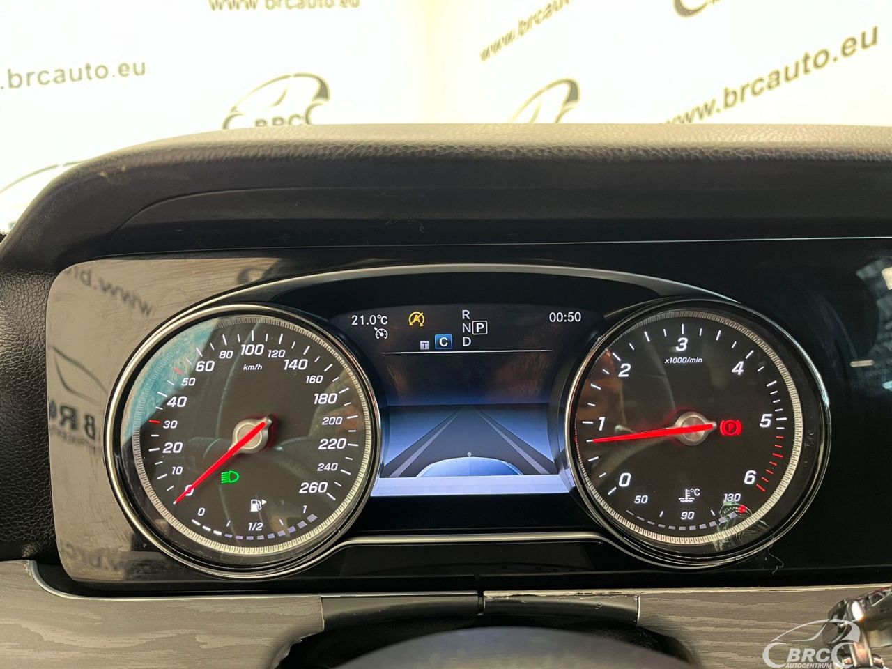 Mercedes-Benz E200 | 17