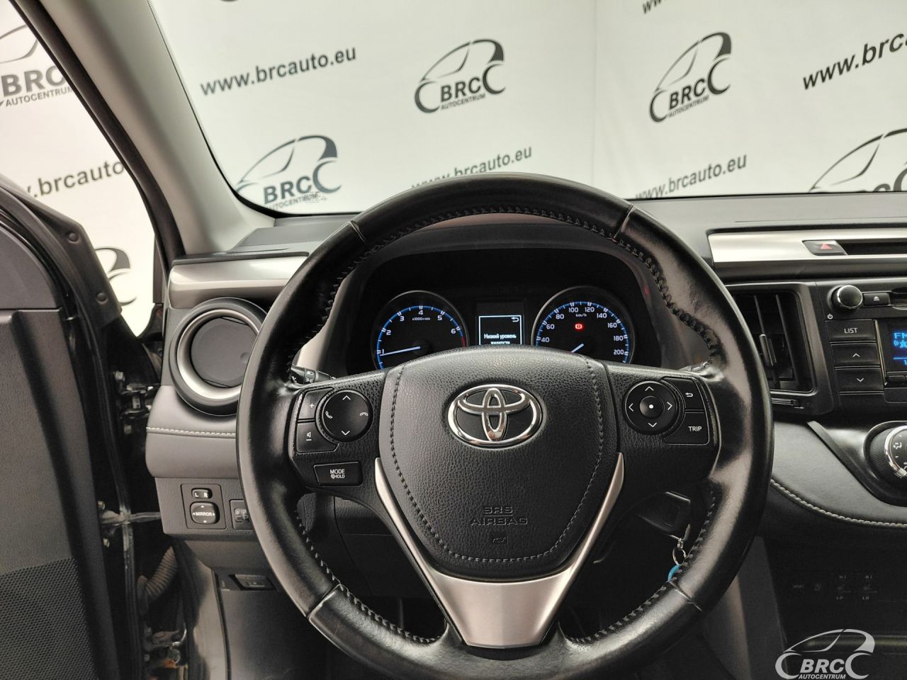 Toyota RAV4 | 7