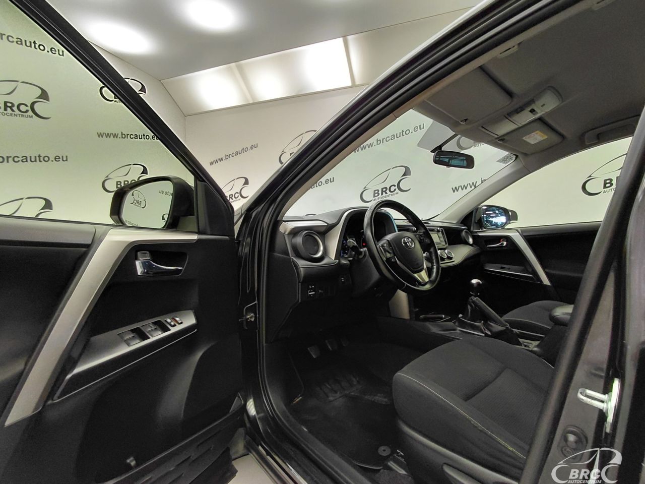 Toyota RAV4 | 19