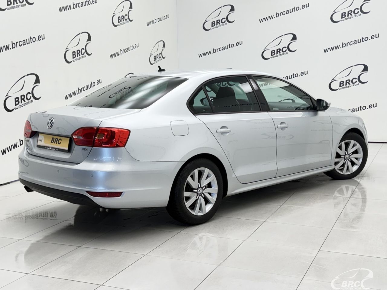 Volkswagen Jetta | 2