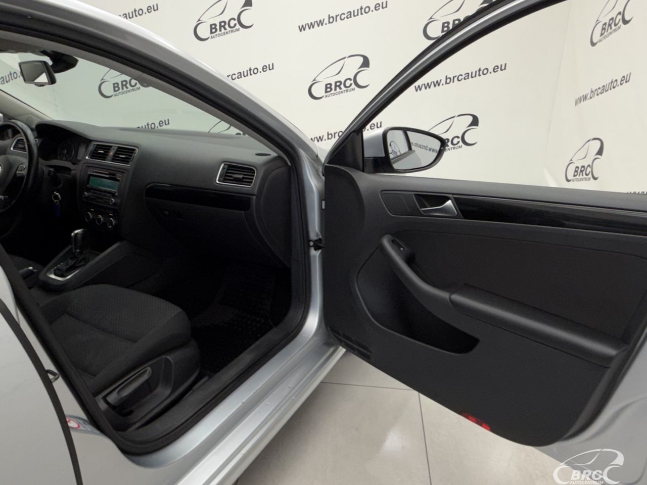 Volkswagen Jetta | 7