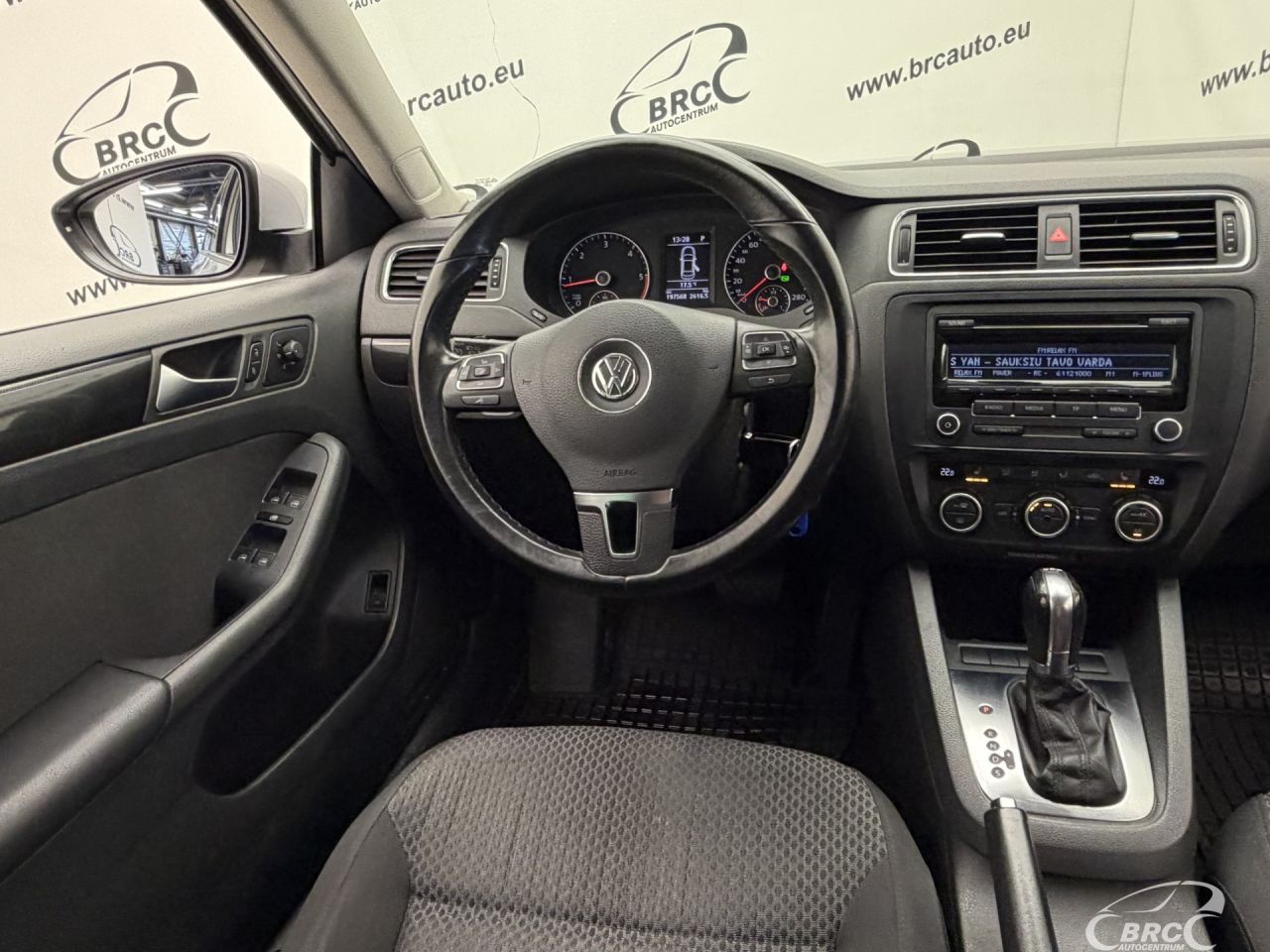 Volkswagen Jetta | 12