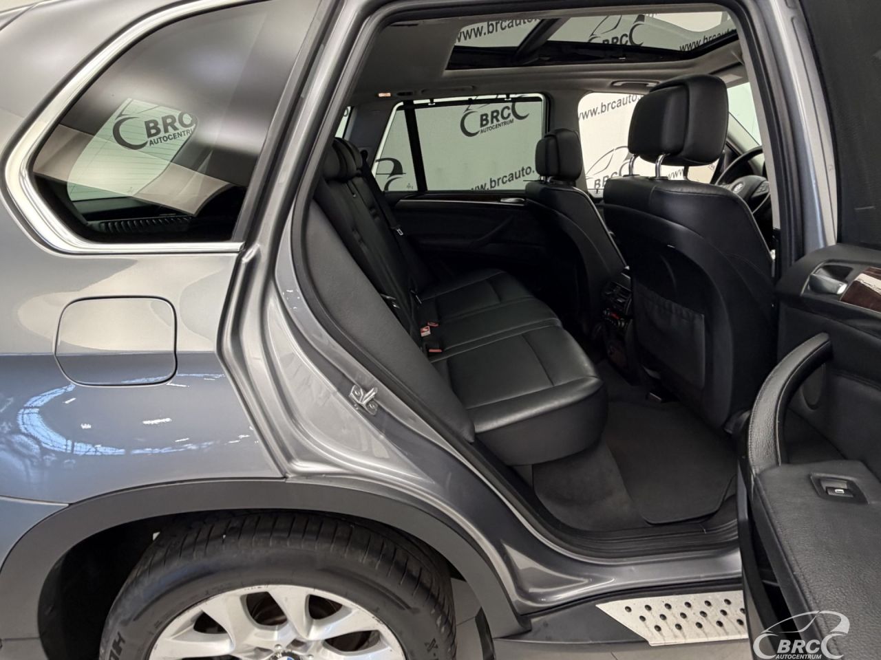 BMW X5 | 8