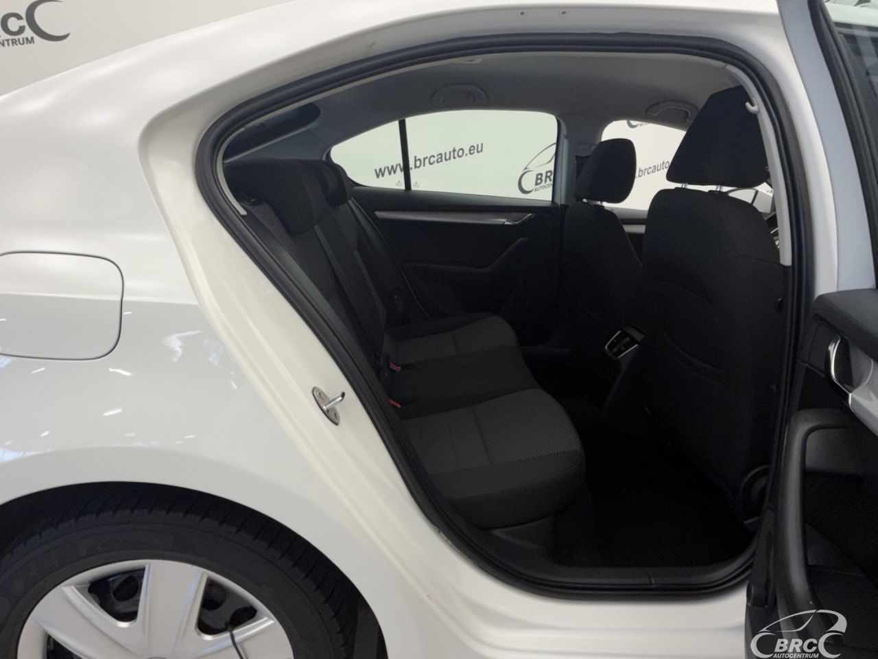 Skoda Octavia | 8