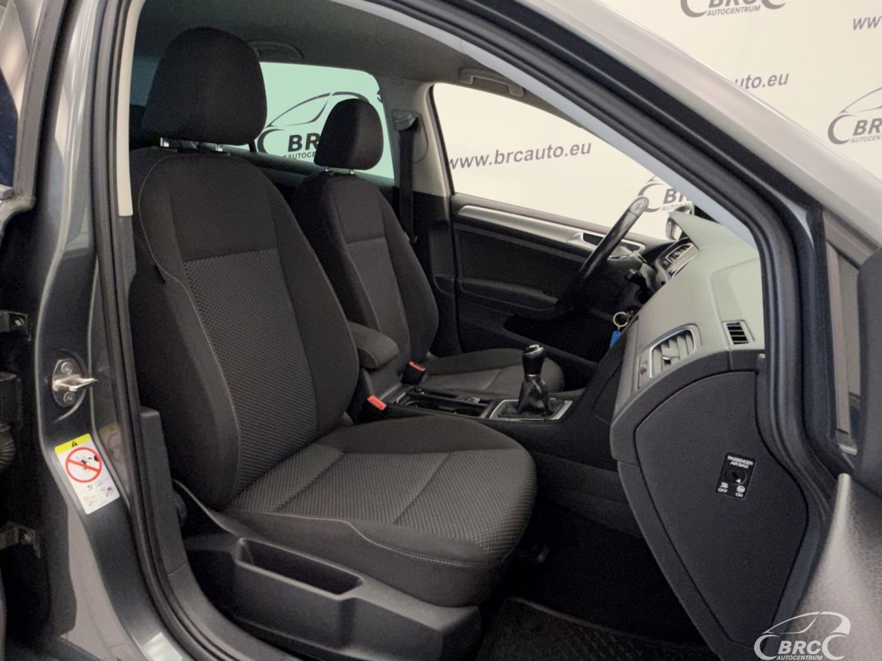 Volkswagen Golf | 6